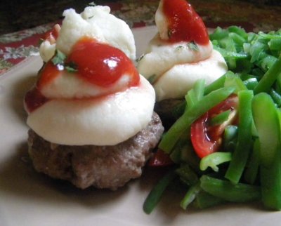 Recipe Image: Meatloaf and Mashed Potato Muffins Recipe Image: Meatloaf and Mashed Potato Muffins